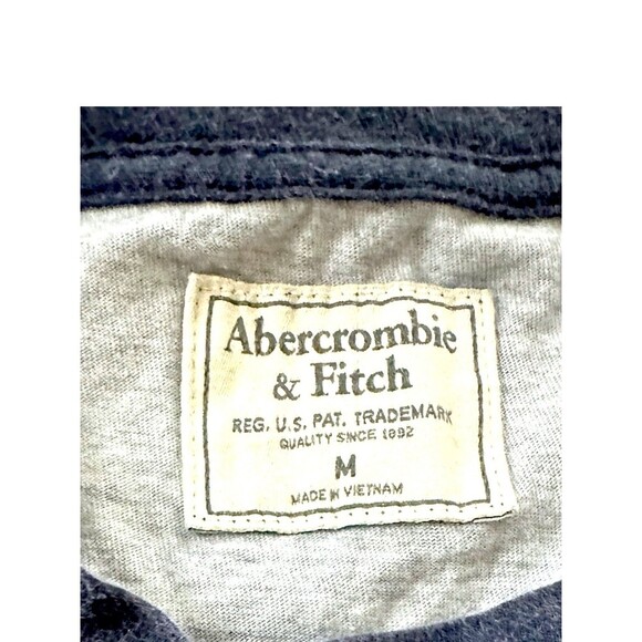 Abercrombie and Fitch Mens T-Shirt Size Medium - Picture 3 of 3